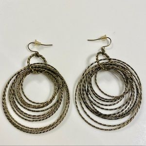 Multi-hoop earrings